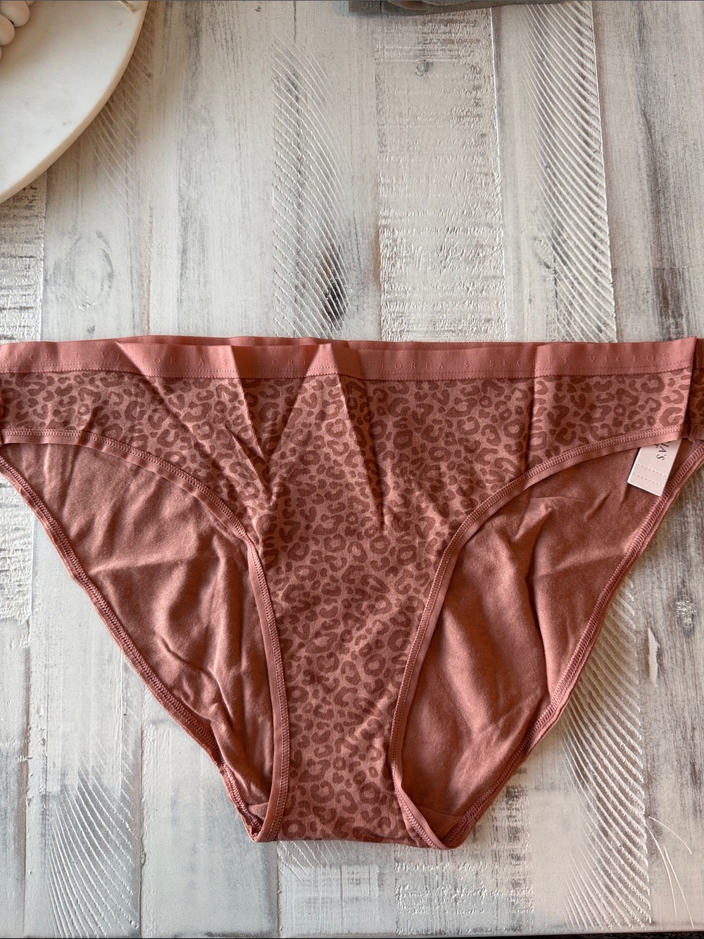 Victoria’s Secret animal spot print bikini style panty large NWT